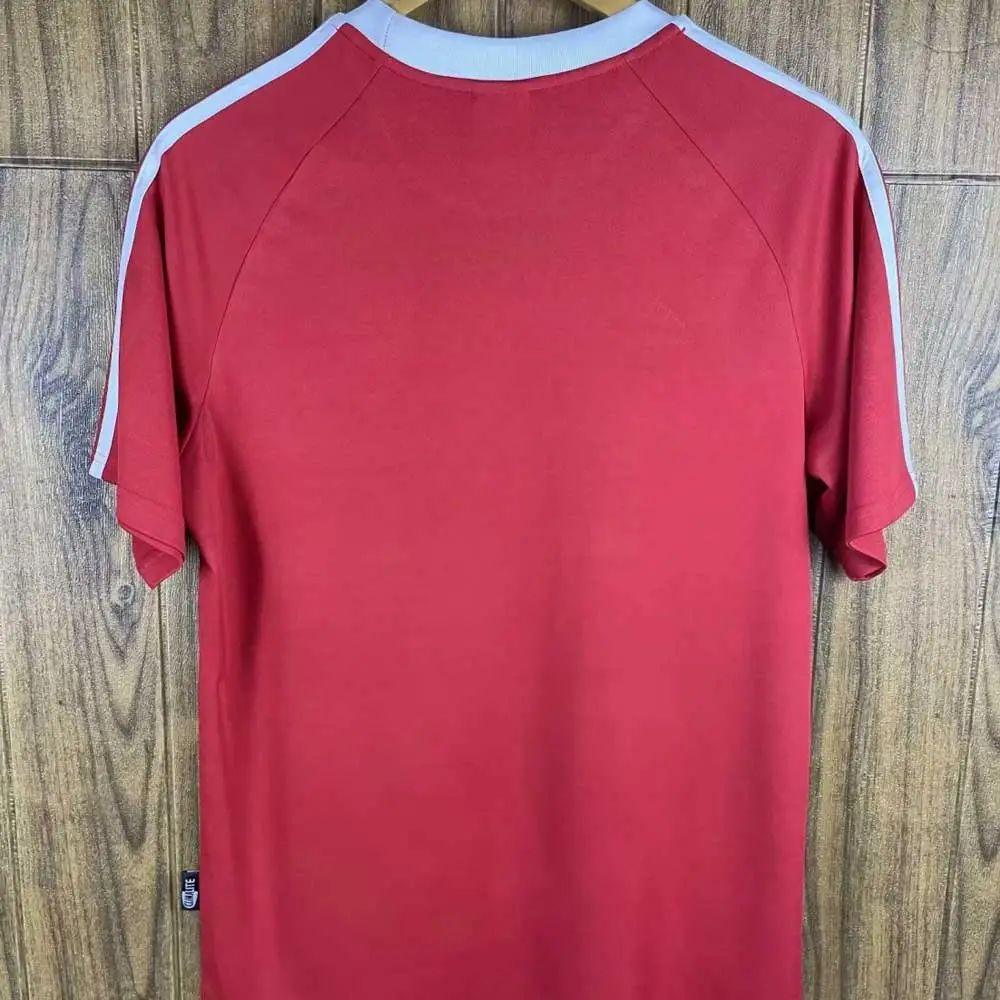 חולצת רטרו באיירן מינכן 2001 בית - iSport- חולצות כדורגל