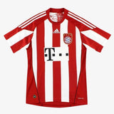 חולצת רטרו באיירן מינכן 2010 בית - iSport- חולצות כדורגל