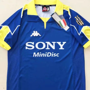 חולצת רטרו יובנטוס 1998 חוץ - iSport- חולצות כדורגל