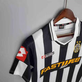 חולצת רטרו יובנטוס 2002 בית - iSport- חולצות כדורגל