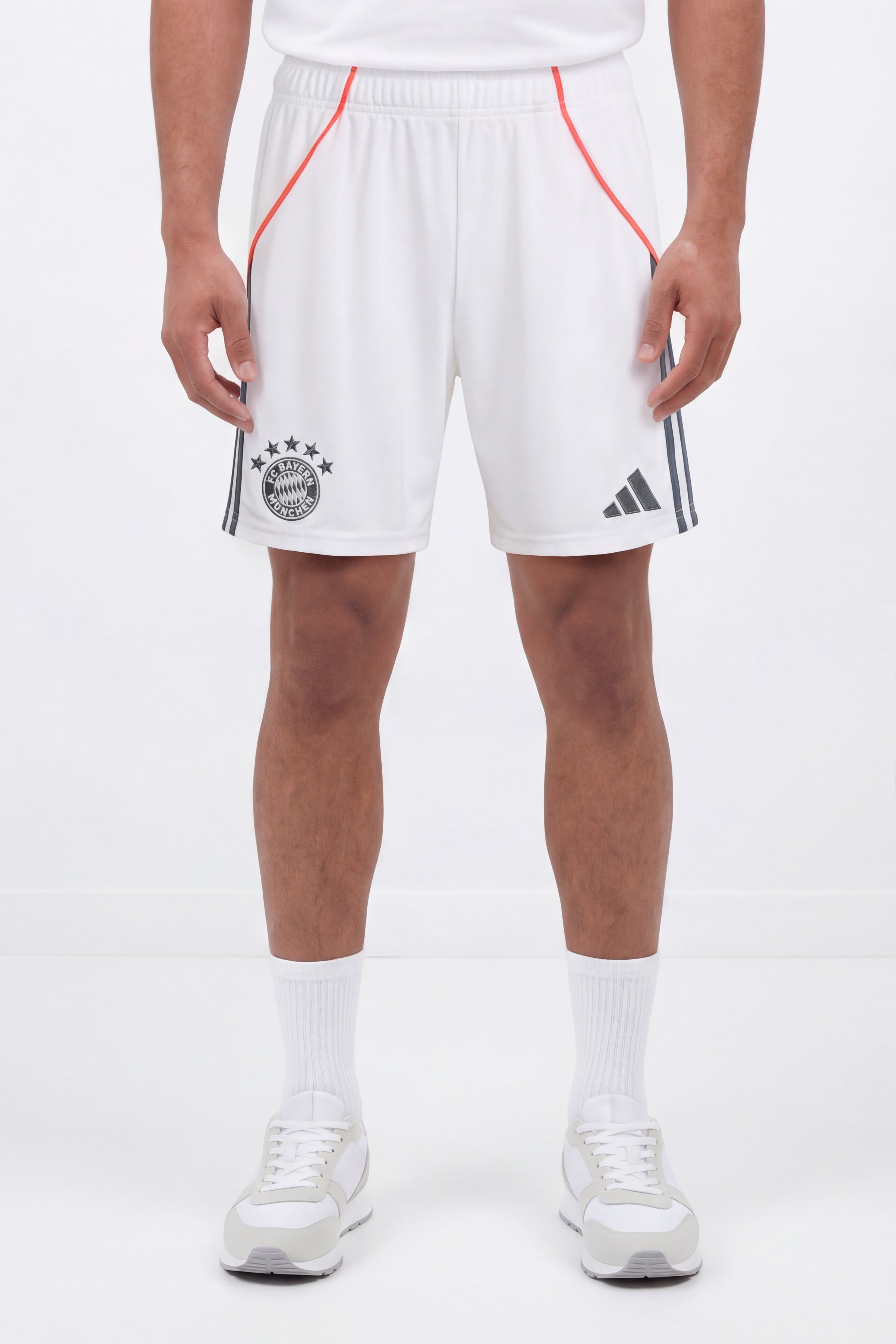 מכנסיים קצרים באיירן מינכן חוץ 2025/2026