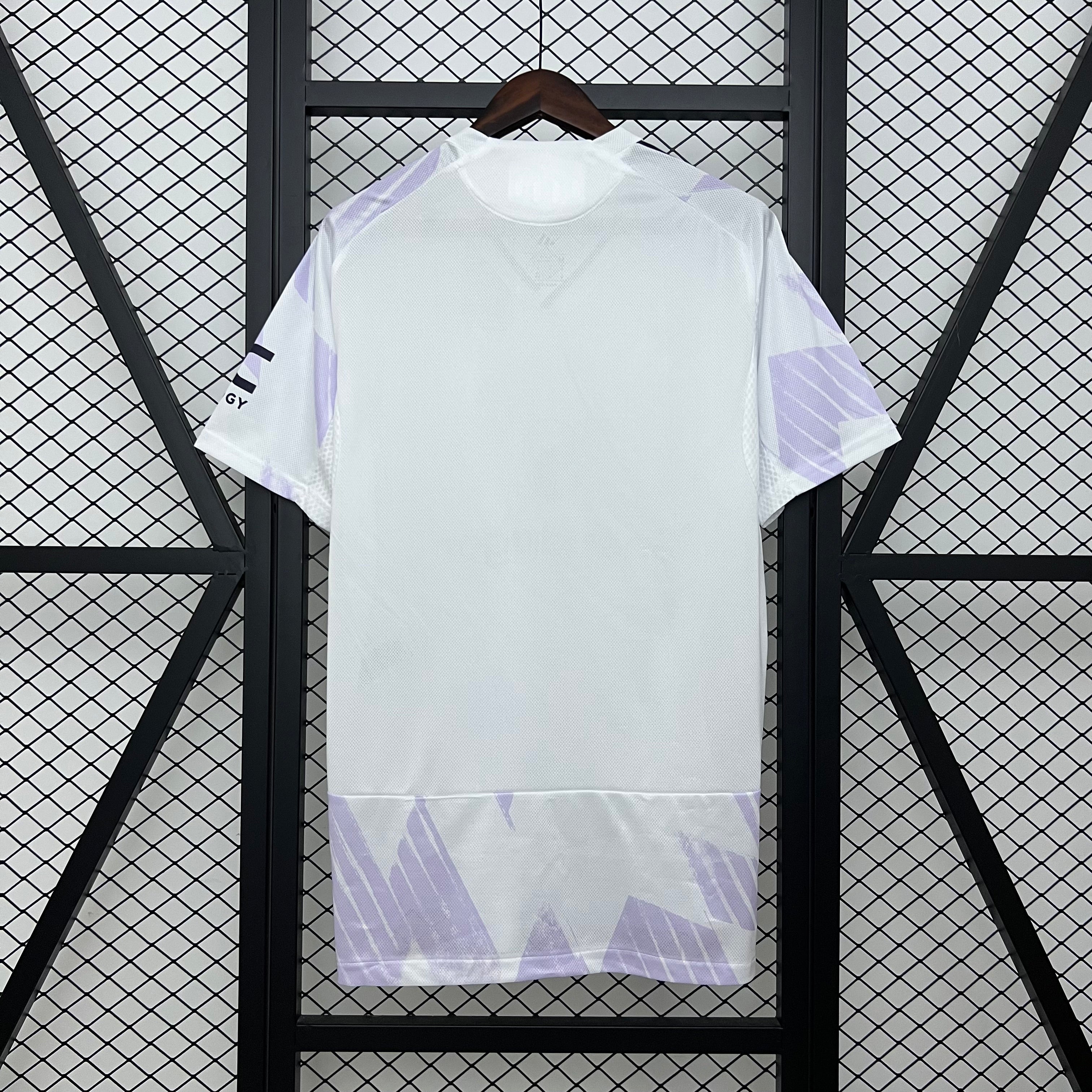 חולצת משחק מנצ'סטר יונייטד חוץ 2025/2026