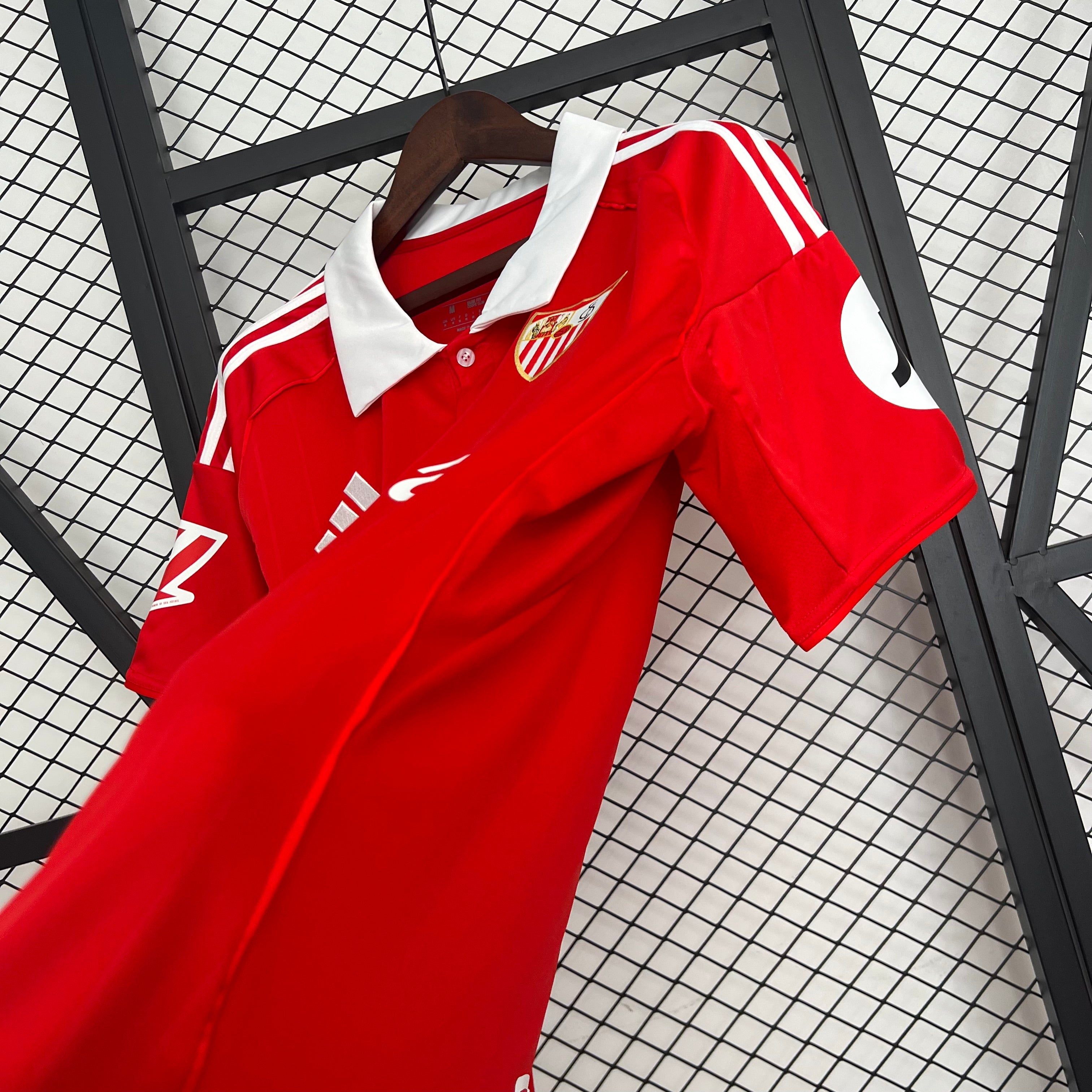 חולצת משחק סביליה חוץ 2025/2026