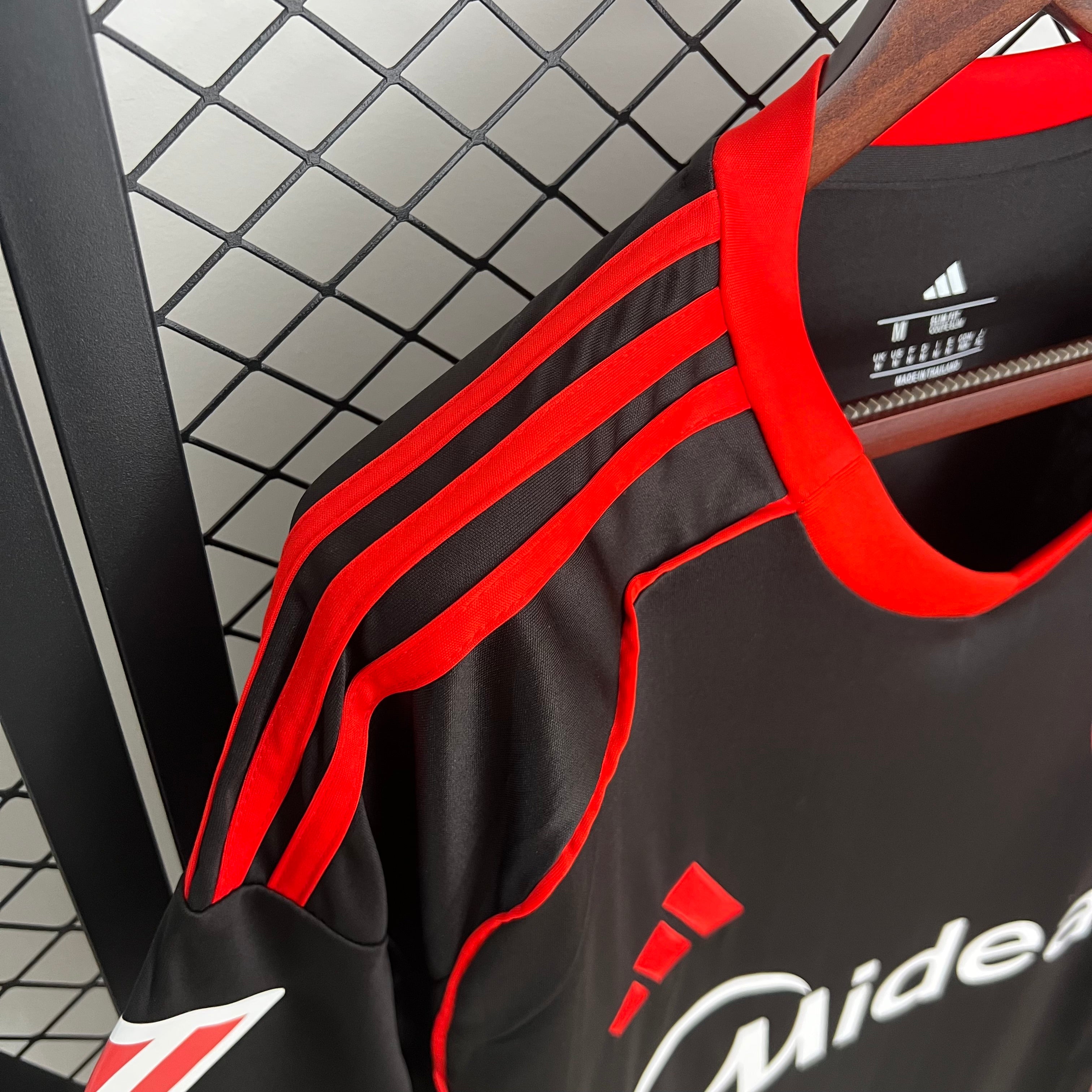 חולצת משחק סביליה שלישית 2025/2026