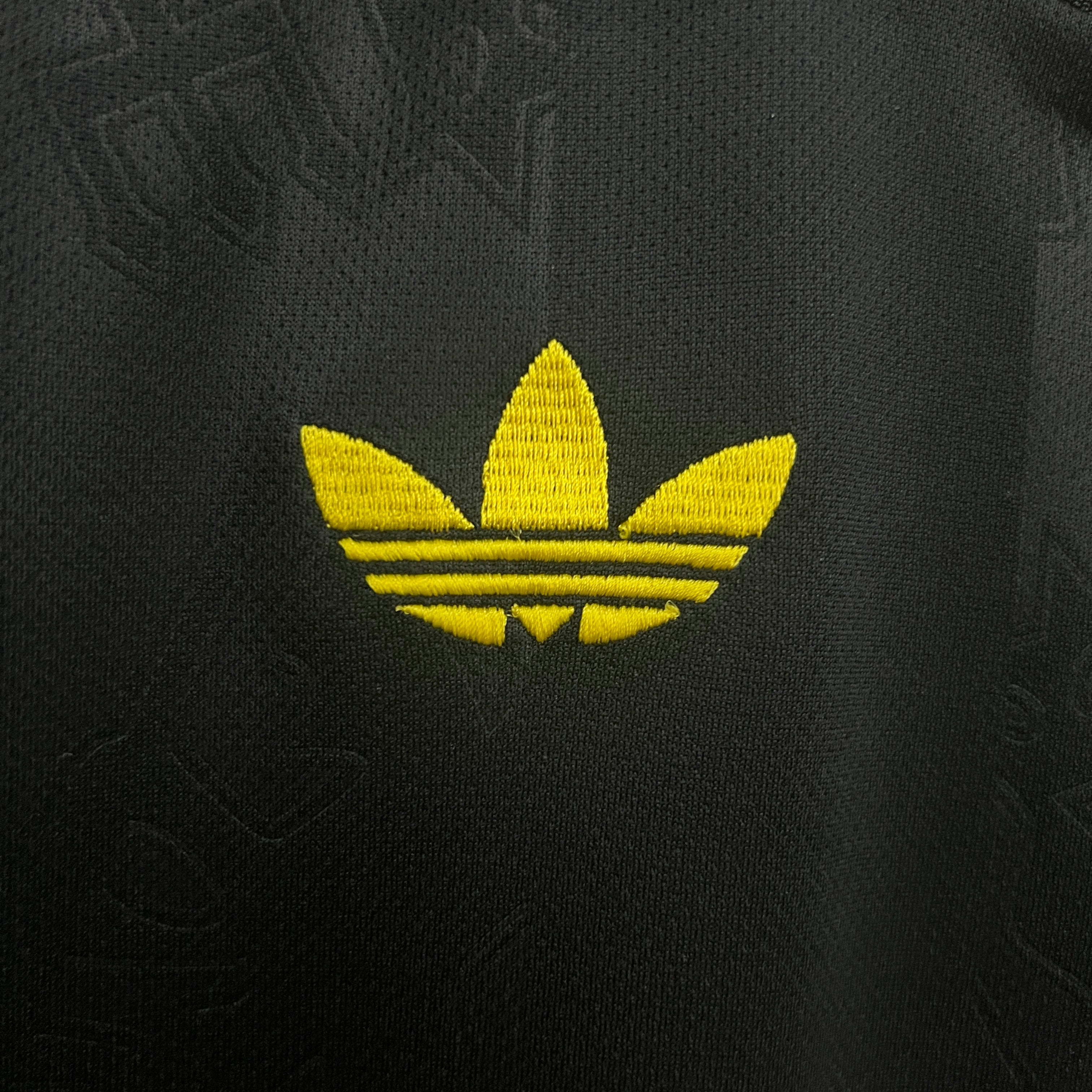 חולצת משחק מנצ'סטר יונייטד שלישית 2025/2026