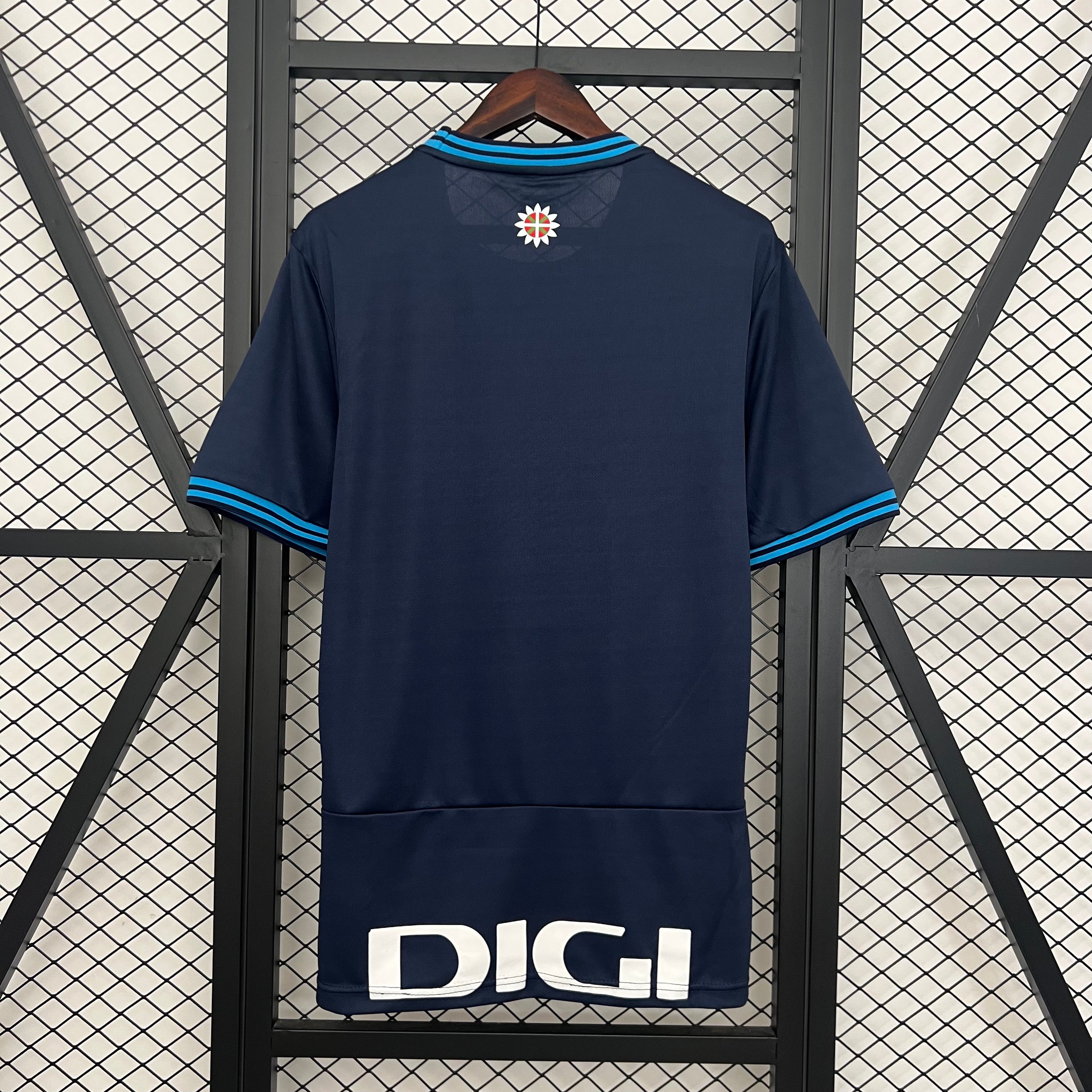 חולצת משחק אתלטיק בילבאו חוץ 2025/2026