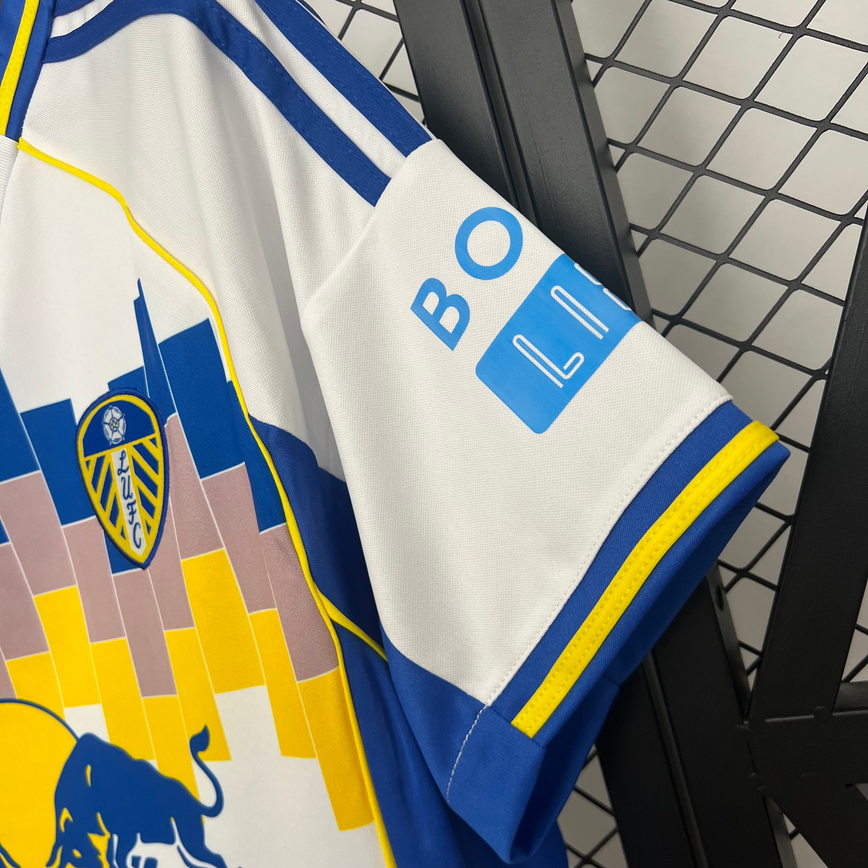 חולצת משחק לידס יונייטד בית 2025/2026